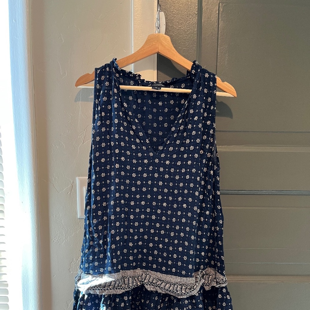 Cute Blue Dress w/ white pattern